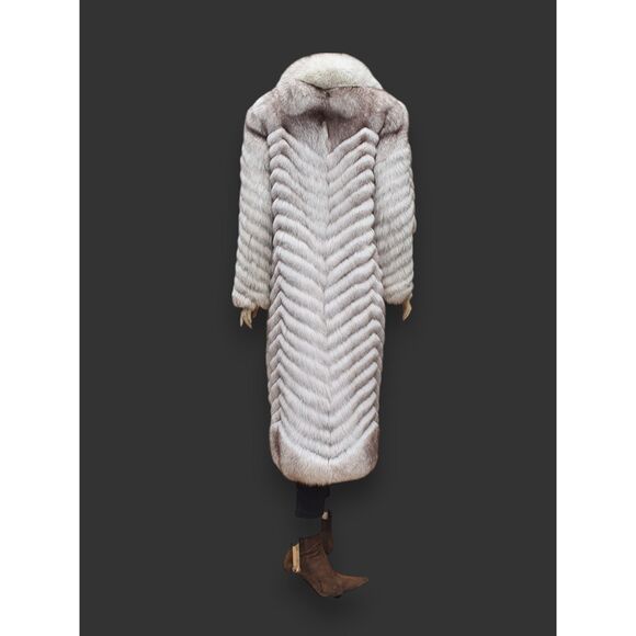 Vintage Chevron Cut Blue Fox Coat -Small - Picture 4 of 12